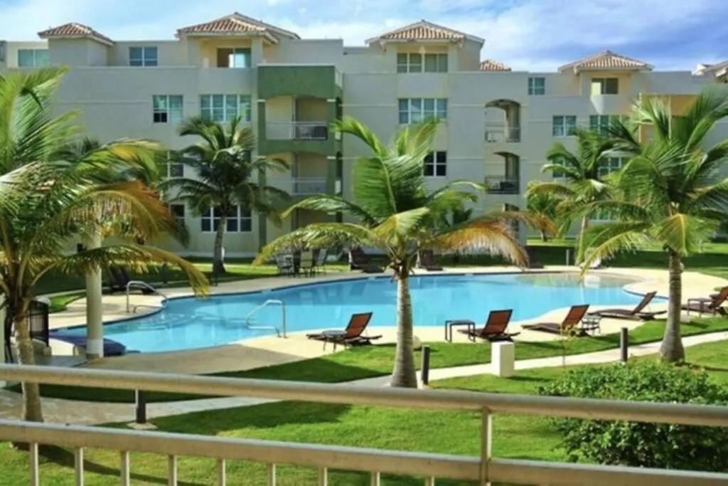 Haudimar Ph Beachfront Apt 4Br/3Bath Isabela Apartment