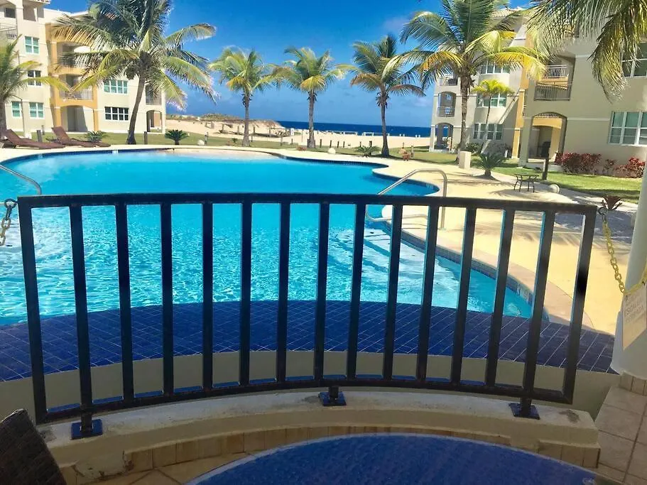 Haudimar Ph Beachfront Apt 4Br/3Bath Isabela Apartment